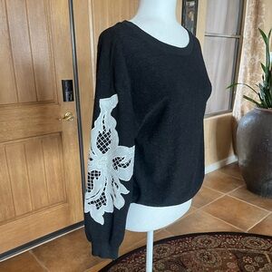 Stellah Top/Sweatshirt